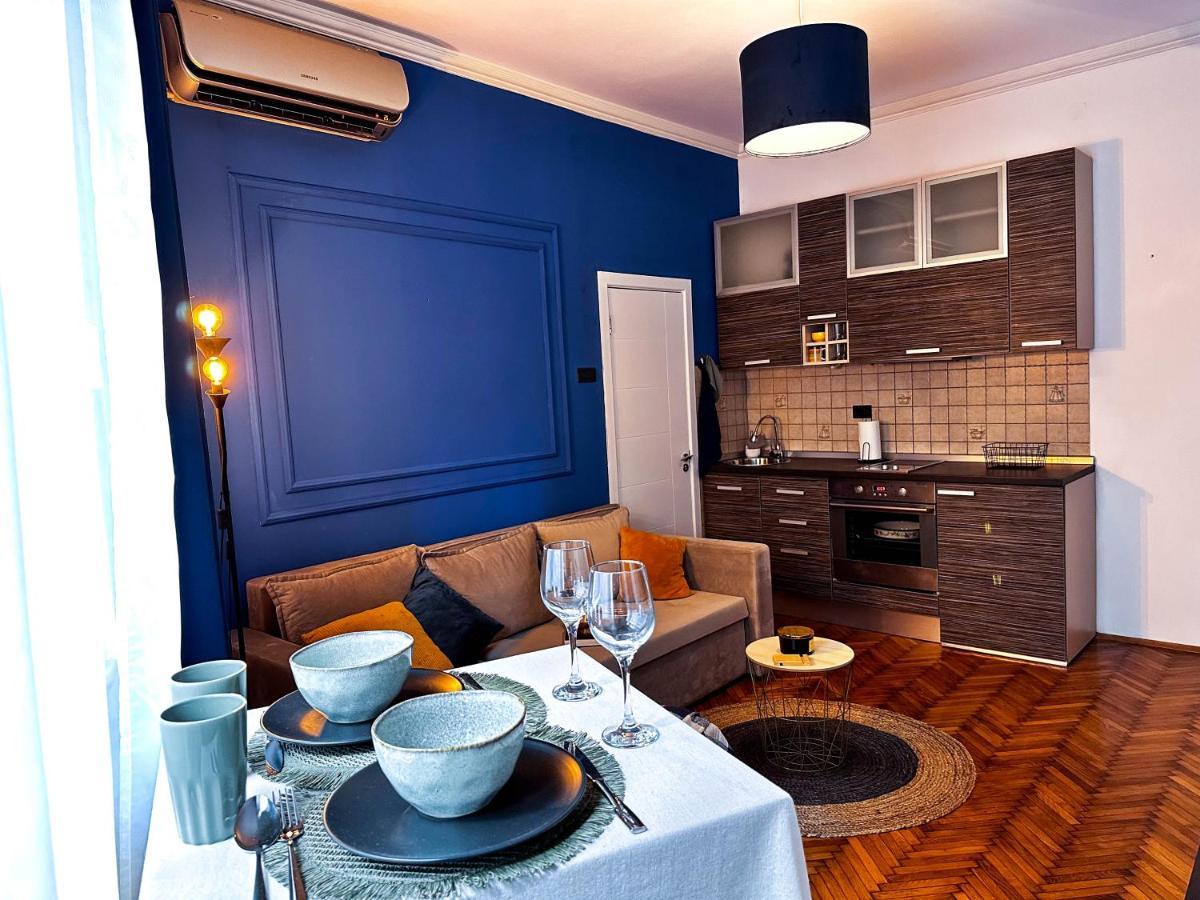Insta-Apt Old Town Central Park Renovated Beograd Eksteriør billede